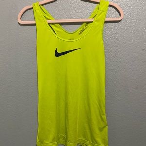 NEON NIKE PRO DRIFIT TANK